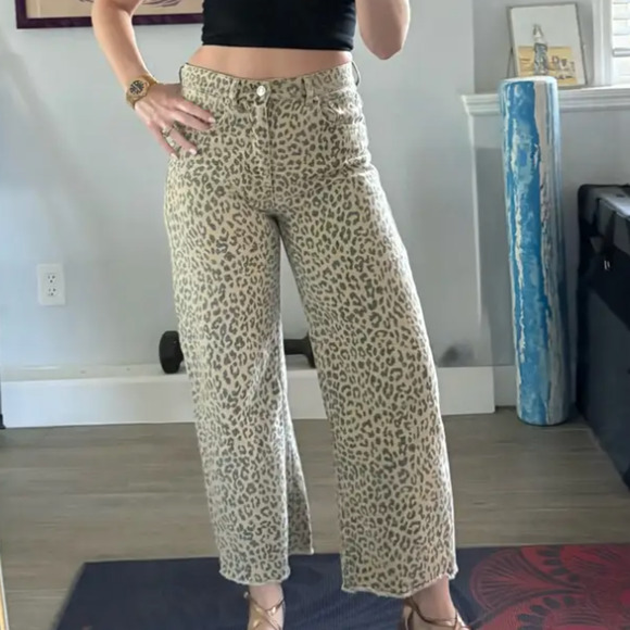 Le Jean Leopard Barrel Jeans Size 24 Baggy Ankle Raw Hem Animal Designer $300 - Picture 9 of 16